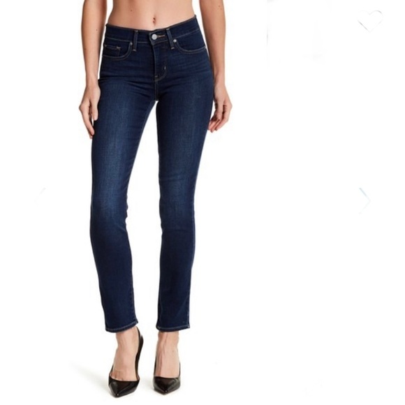 Levi's Denim - Levi’s 312 Shaping Slim Stretchy Jean size 28